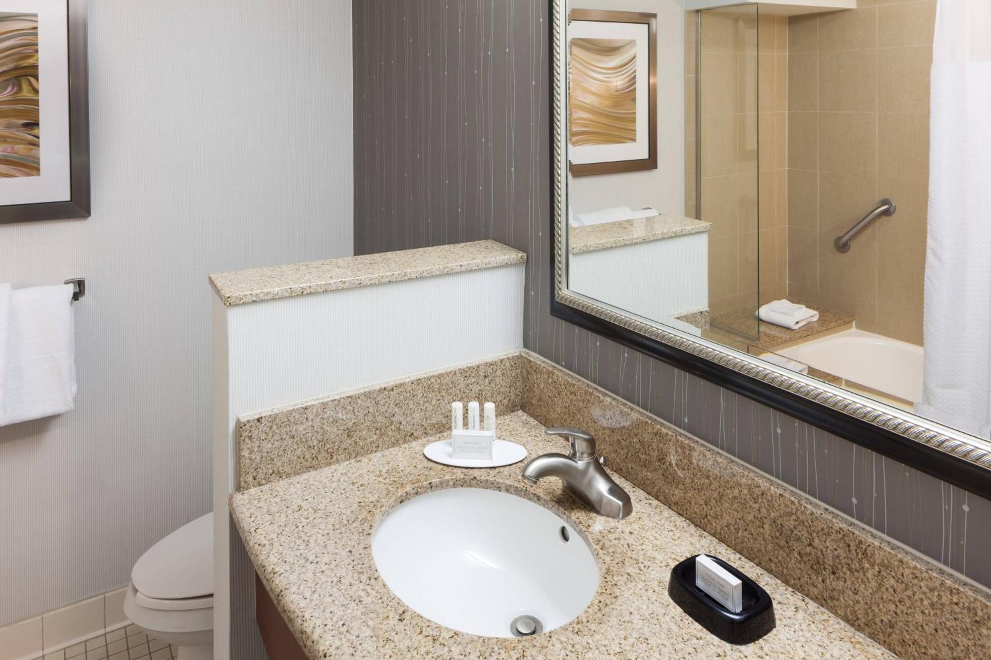 Courtyard By Marriott Miami At Dolphin Mall Sweetwater Εξωτερικό φωτογραφία
