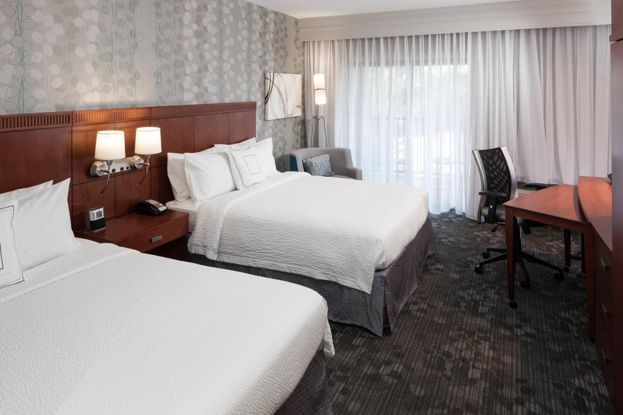 Courtyard By Marriott Miami At Dolphin Mall Sweetwater Εξωτερικό φωτογραφία