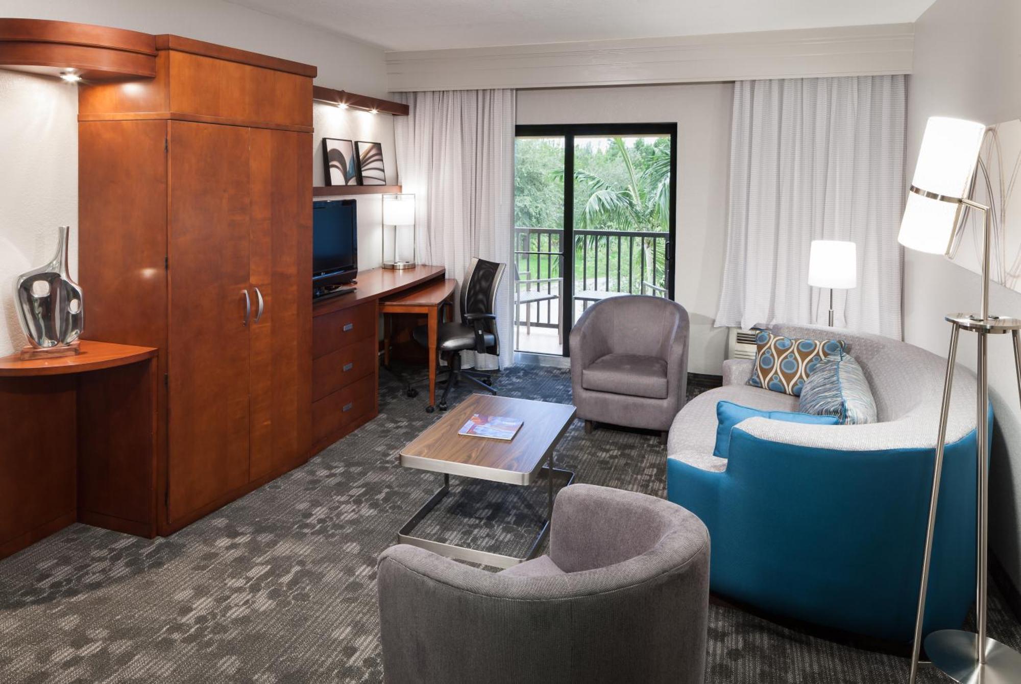 Courtyard By Marriott Miami At Dolphin Mall Sweetwater Εξωτερικό φωτογραφία