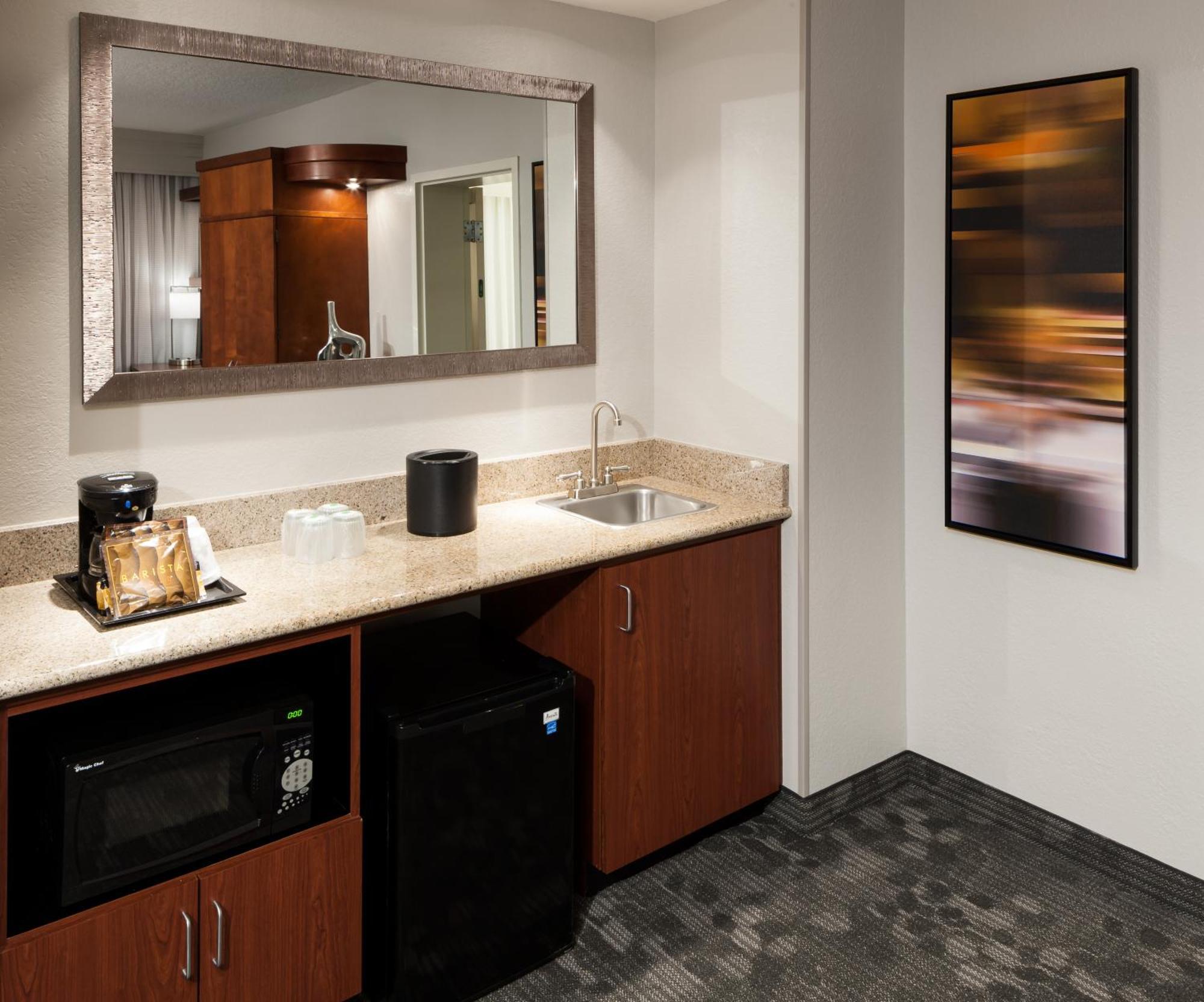 Courtyard By Marriott Miami At Dolphin Mall Sweetwater Εξωτερικό φωτογραφία