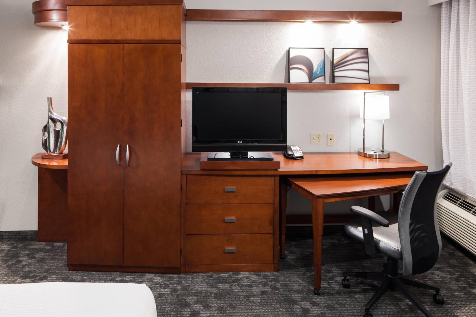 Courtyard By Marriott Miami At Dolphin Mall Sweetwater Εξωτερικό φωτογραφία